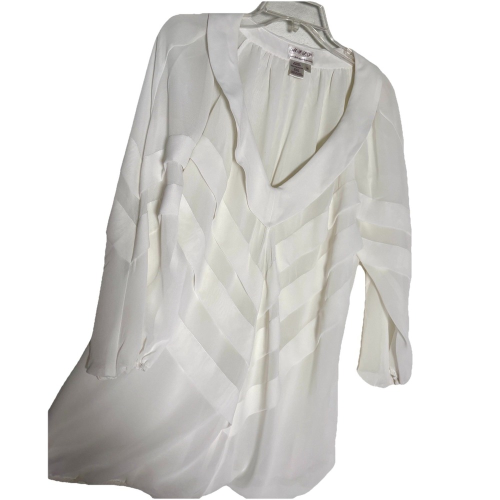 max studio specialty products Blouse 1X Ivory  Layered Chevron Semi Sheer Lined